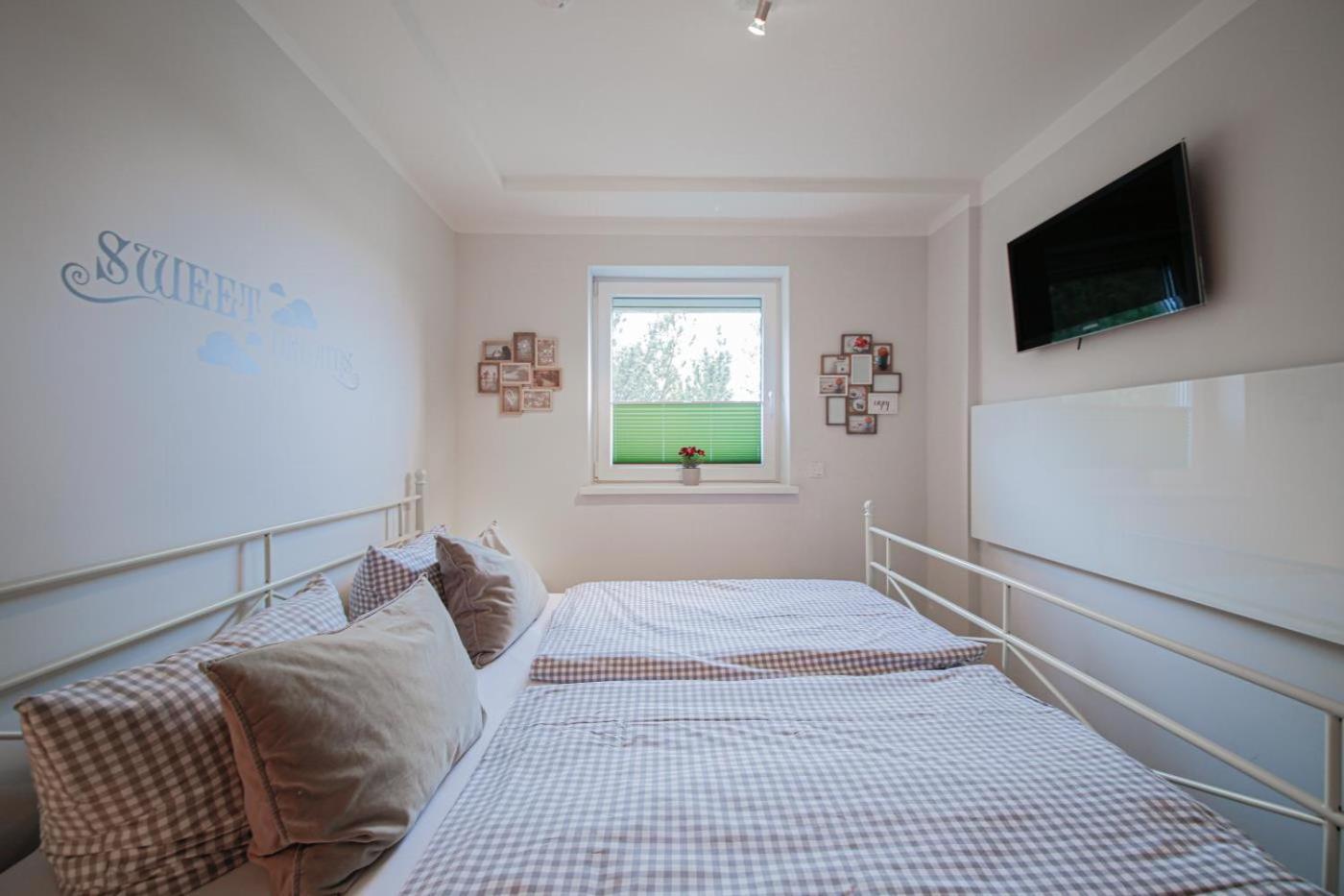 Ferienwohnung Traumland 1 샬베우츠 외부 사진