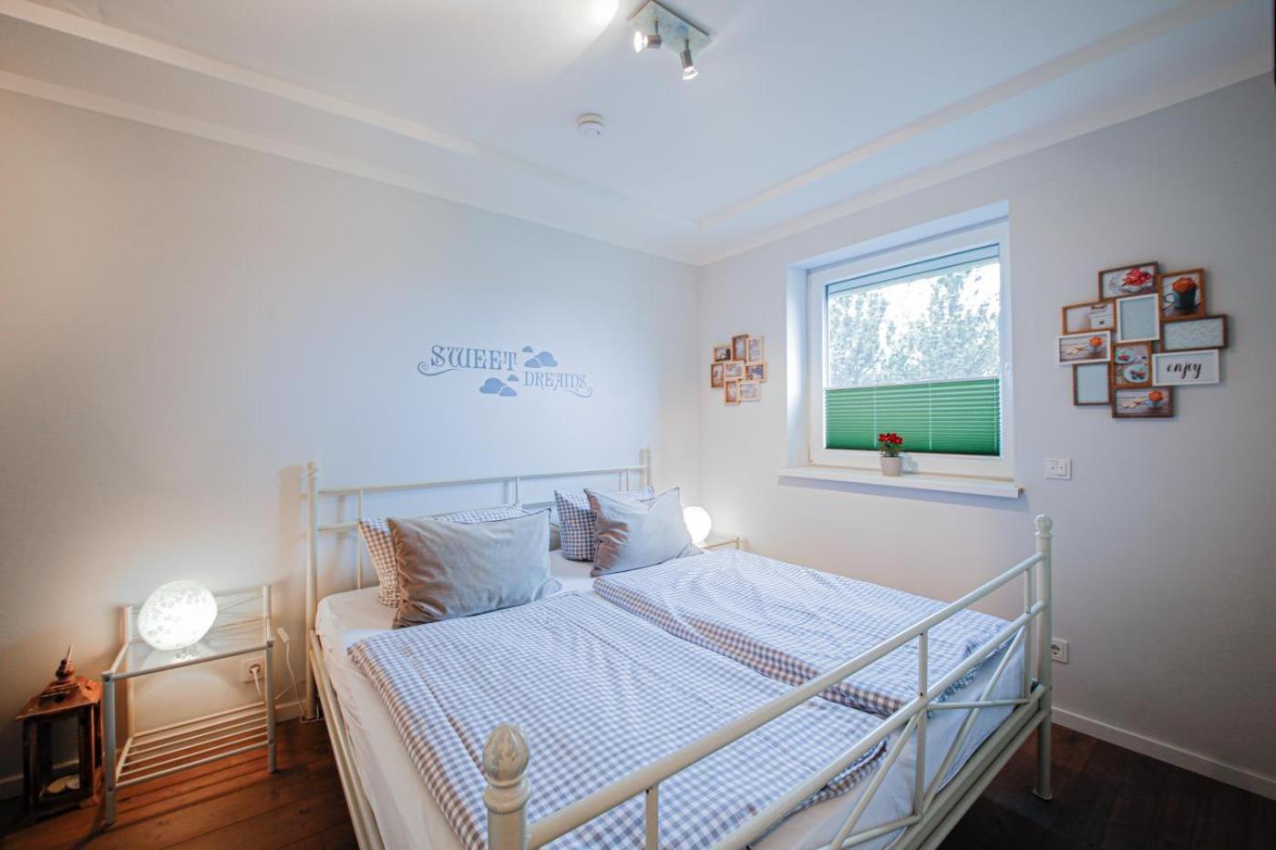 Ferienwohnung Traumland 1 샬베우츠 외부 사진